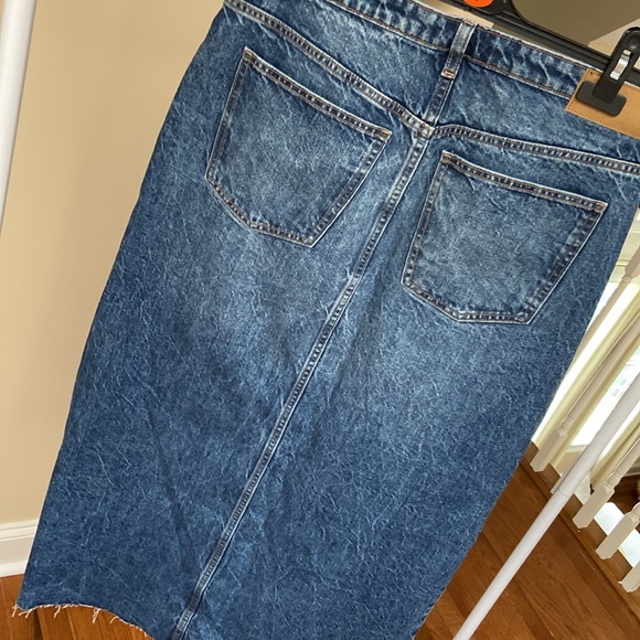 ZARA denim skirt with slit blogger favorite split hem - Picture 7 of 7